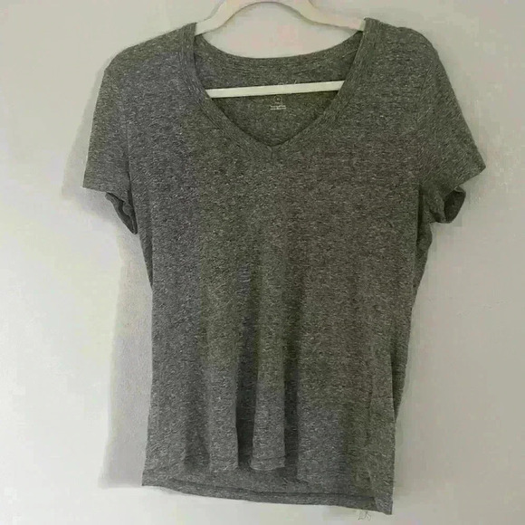 Women’s Universal Thread Tee Size Small - Picture 1 of 3